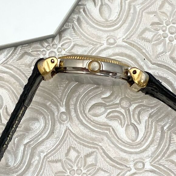 Vintage Oscar de la Renta Dainty Two-Tone Dress Watch with Flexible Lugs - Picture 11 of 16